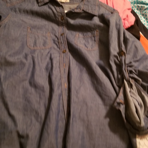 Womens button up - Picture 2 of 2